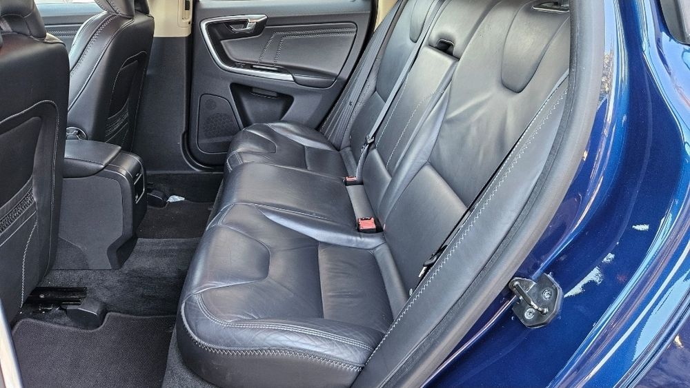 Volvo Xc 60 2.0 D 5 Cilindri 2013 Euro 5 Automata-Piele-Scaune incalzite-Jante R17