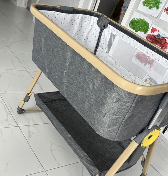 Продам детскую кроватку