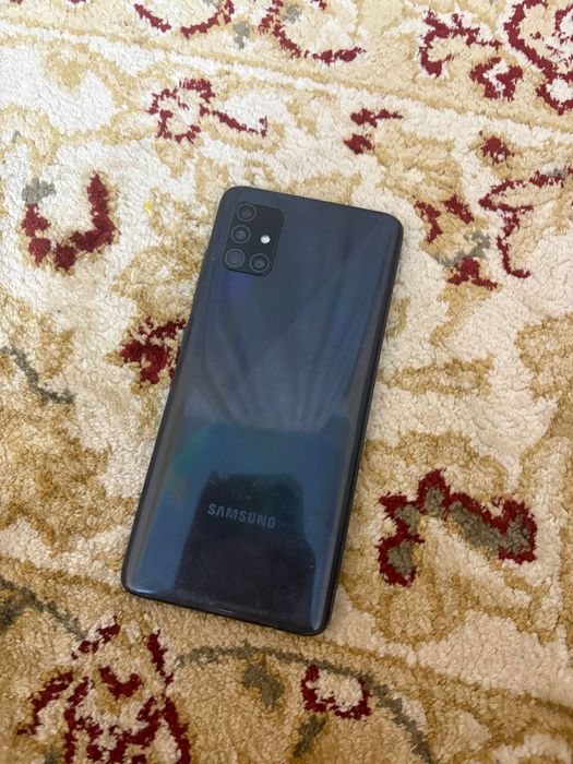 Продаеться самсунг а51