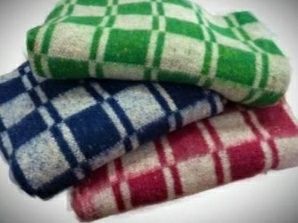 Одеяла шерсть ссср дёш отдам