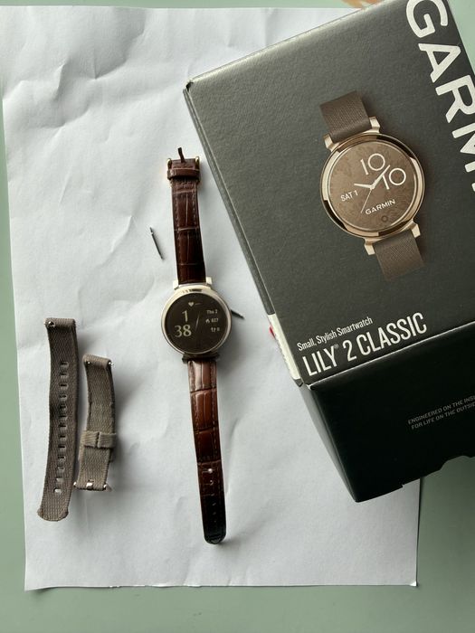 Garmin Lily 2 Clasic - auriu