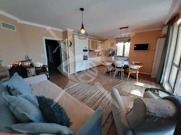 Продава се Тристаен апартамент в Черноморец - 94 кв.м за 538 €/кв.м - Снимка #1