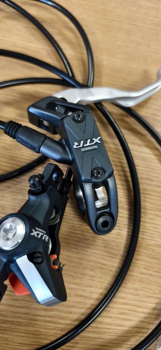 НОВИ Спирачки Shimano XTR-975 PM/IS