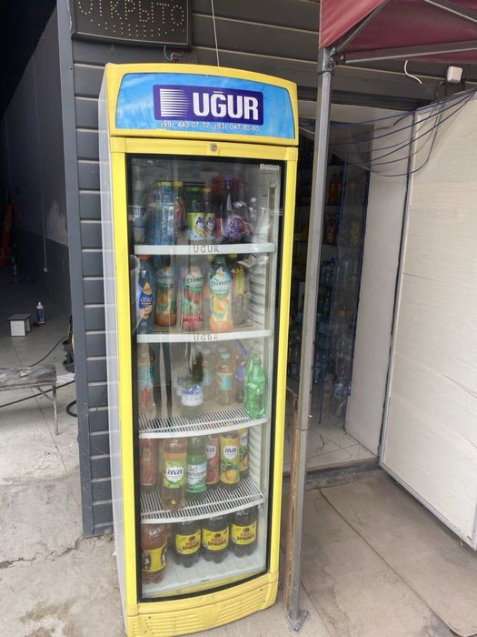 Холодильник для магазинов