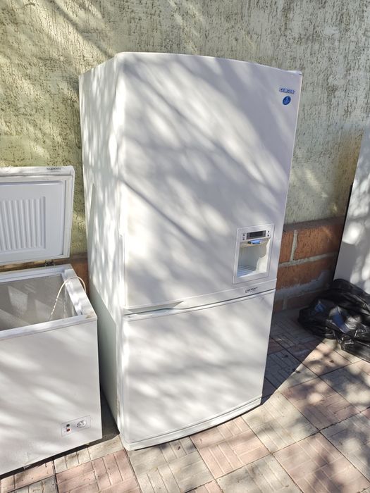 Холодильник Самсунг ноуфрост