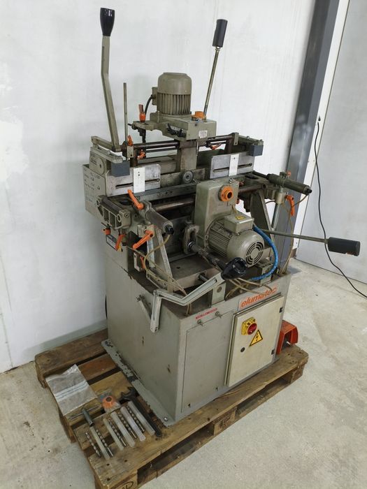 Двушпинделна копирфреза Elumatec - Германия за дограма