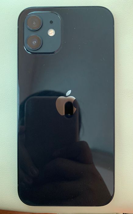 iPhone 12 с гарантией