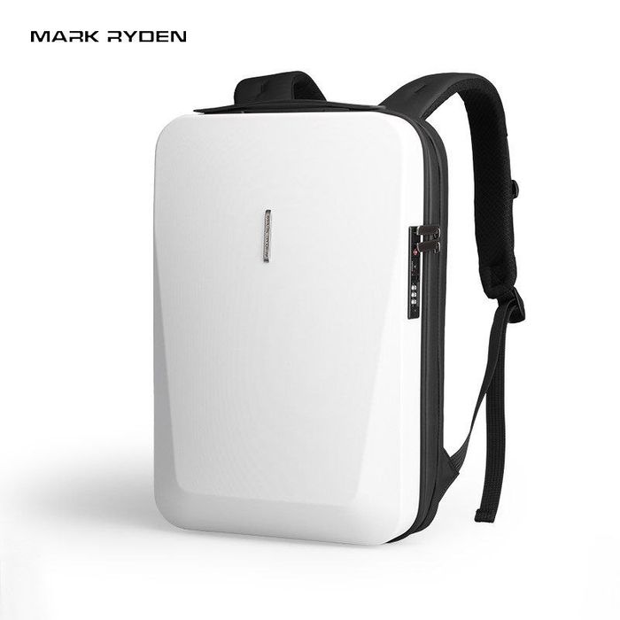 MR7612 Ryukzak
Brend Mark Ryden