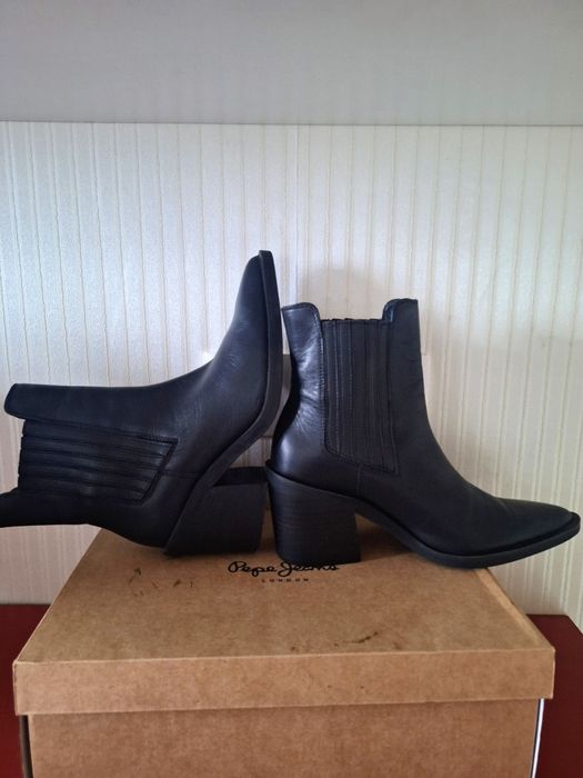 Полусапожки Zara Spain 38p