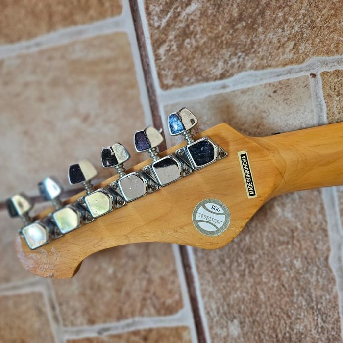 Chitara electrica stratocaster  Samick SA-11/BK