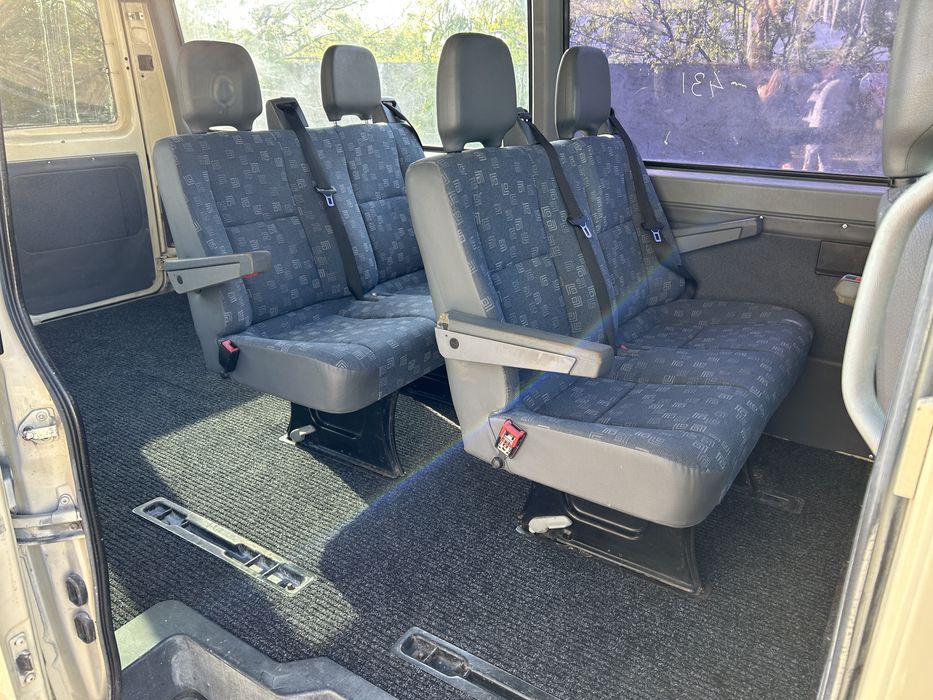 Mercedes sprinter 8+1