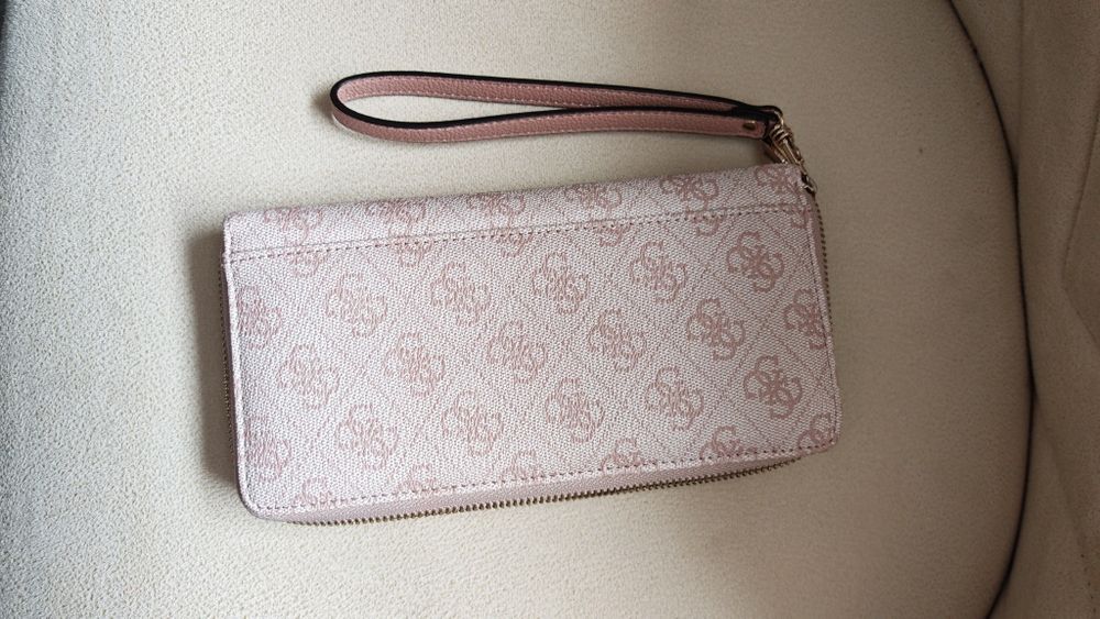 Оригинален Портфейл GUESS