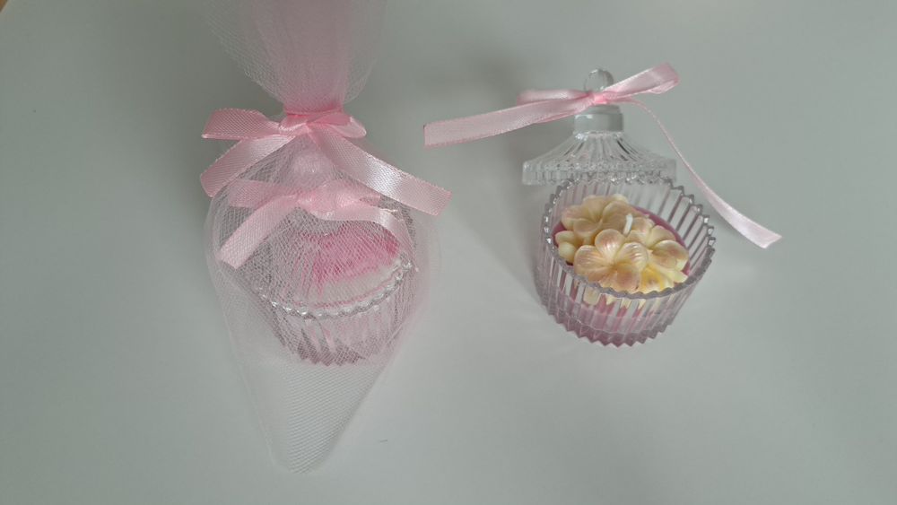 Ароматни соеви свещи букети