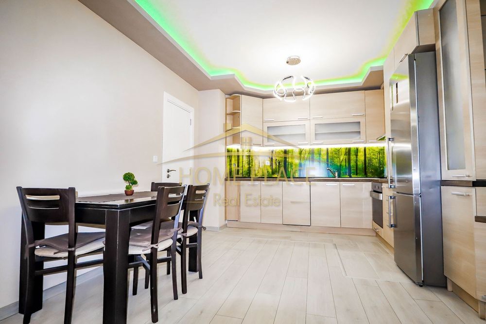 Дава се под наем Тристаен апартамент в Варна, Колхозен пазар - 80 кв.м за 663 € - Снимка #2