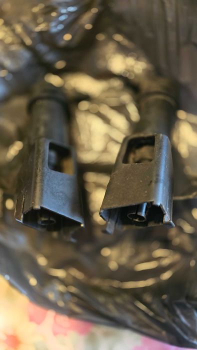 Пръскалки за фарова.за тойота авенсис 2003-2008