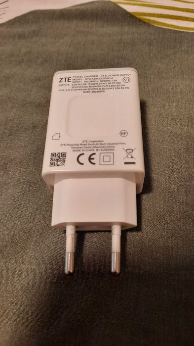 ZTE Axon 40 Ultra Black 5G 256 GB / 12GB RAM