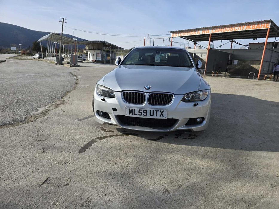 Бмв е93 на части 
М пакет 
19ки джанти 
CiC голяма навигация 
Огледала