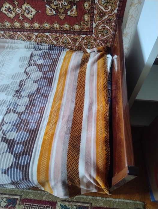 Кровать б/у 90*190 самовывоз