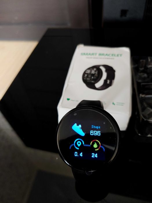 Продам Новые Смарт-часы Smart Watch/Apple/ в коробке