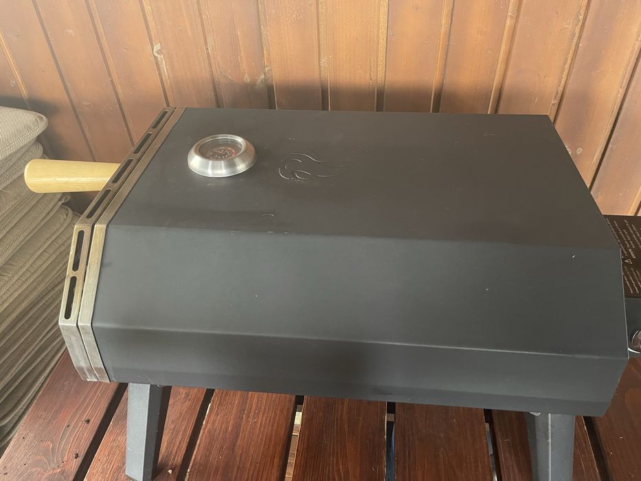 Cuptor pizza pe gaz Grill Meister