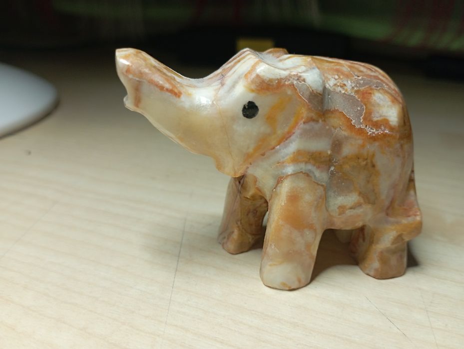 Статуэтка слоник