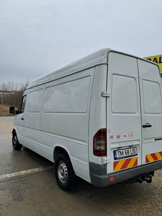 Vând microbuz sprinter !
