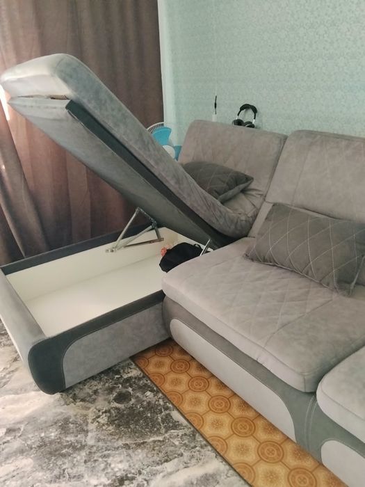 Продам угловой диван