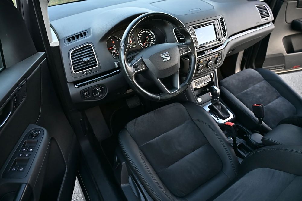 Seat Alhambra Rar Efectuat • Service nou • Panorama • Uși electrice
