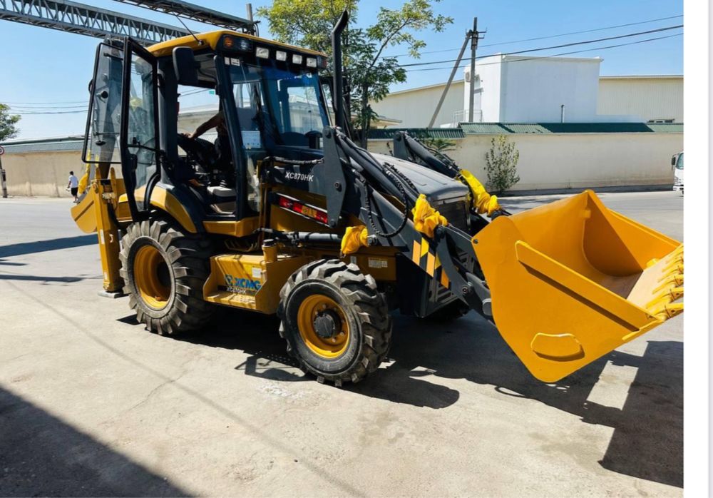 Эксковатор погрузчик XCMG XC870HK новый модель
