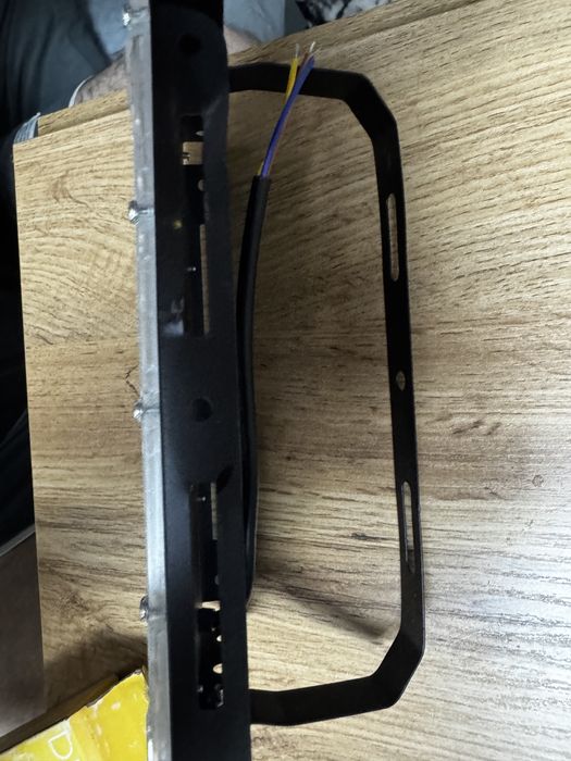 Новый прожектор. Пишите