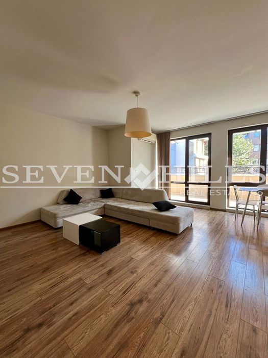 Дава се под наем Тристаен апартамент в Пловдив, Младежки Хълм - 120 кв.м за 700 € - Снимка #1