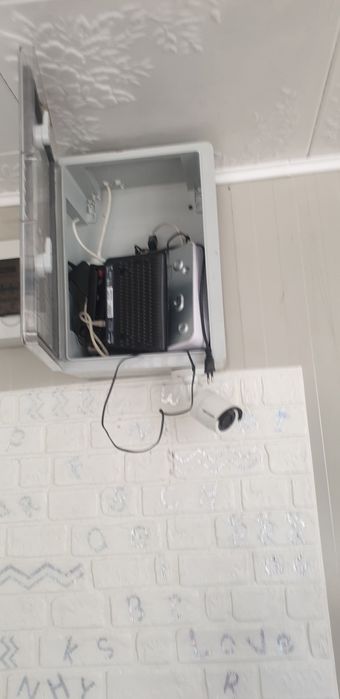 Vând toneta/container