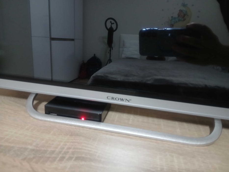 LED Телевизор CROWN