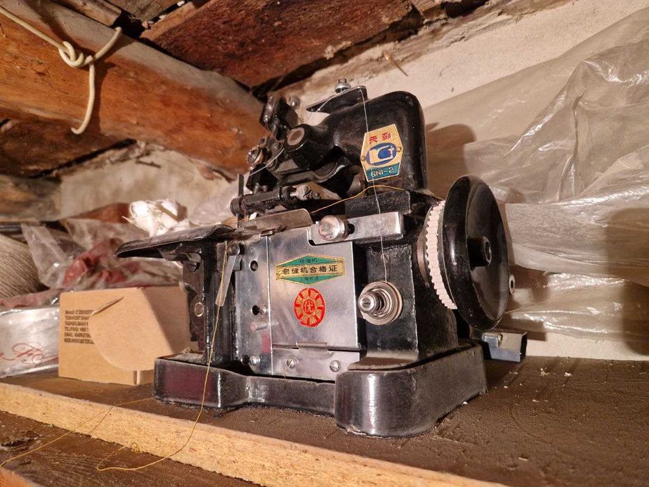 Оверлог и Швейная машинка чайка 3м