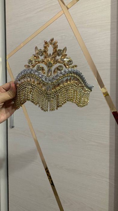 Ansambil fata Diadema