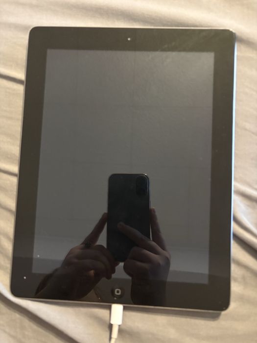 vand sau schimb ipad 4