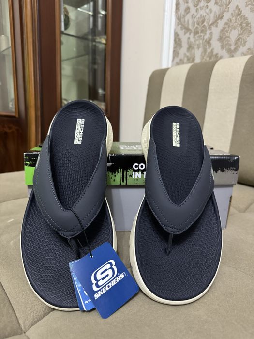 Оригинал кроксы и сланцы от бренда SKECHERS USA