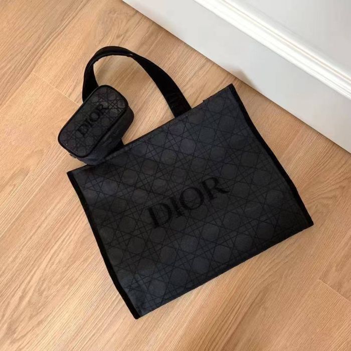 В наличии! Шопер Dior
