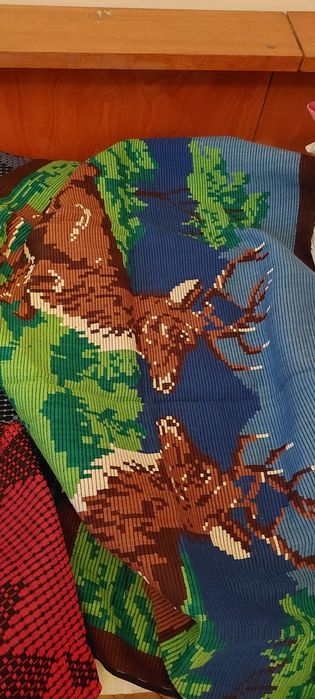 Карета и покривки на една кука