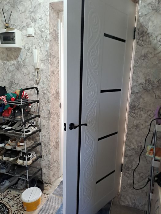Продам межкомнатную дверь