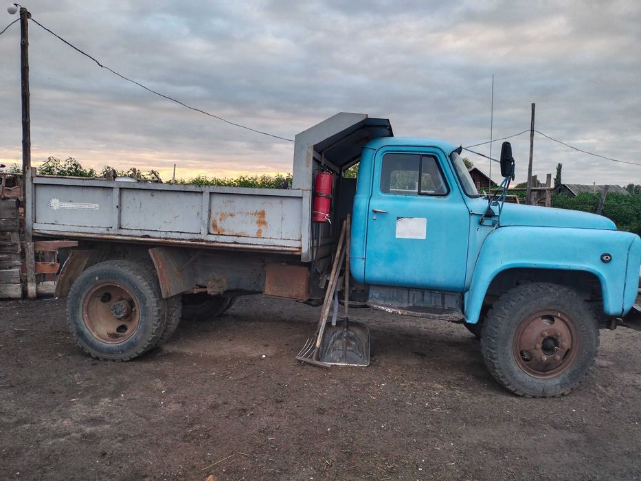 Газ 52 самосвал сатылымда.