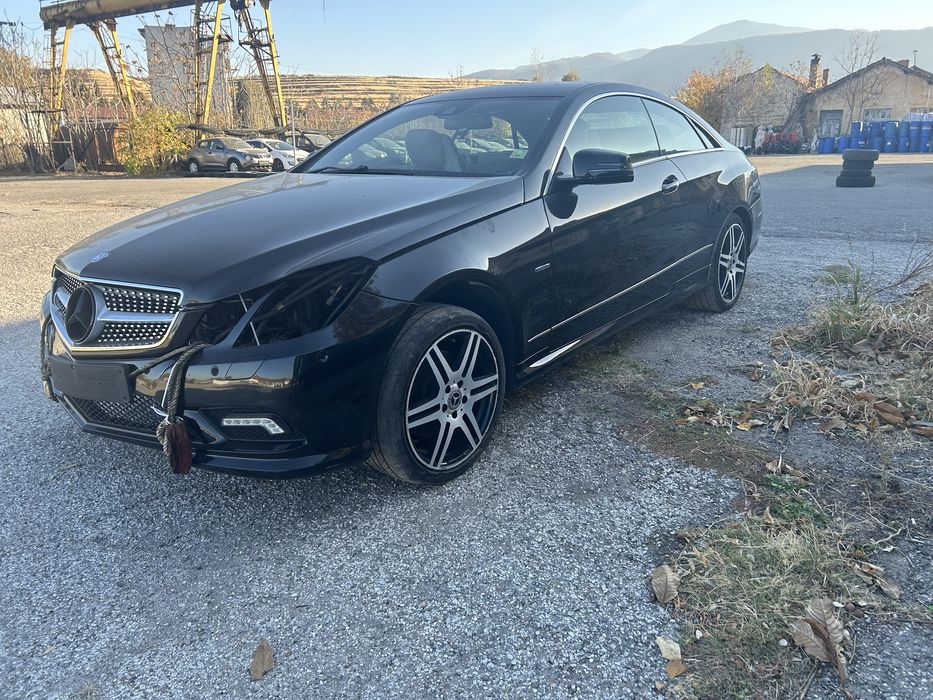 На части Мерцедес Е350 купе цди w207 / Mercedes E350 cdi w207