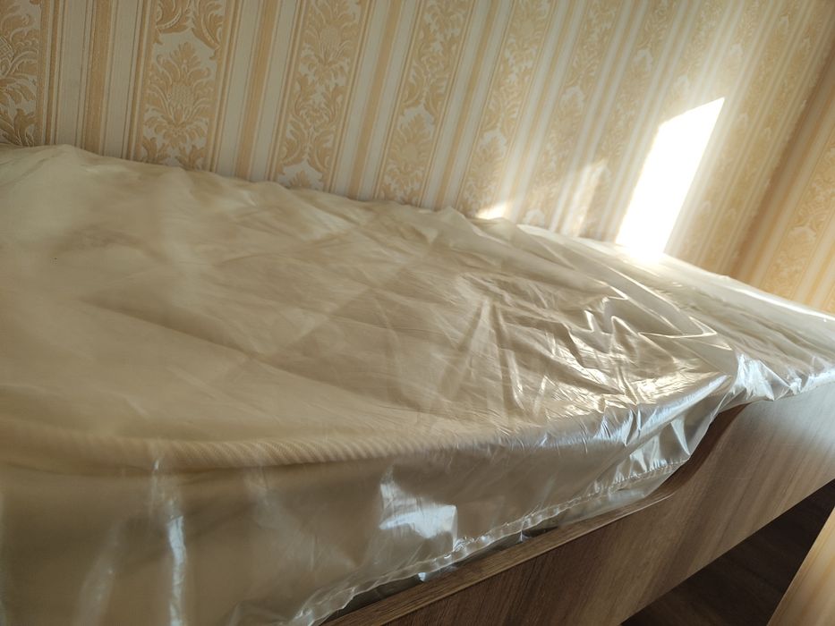 Кровать детскии 2 этажа