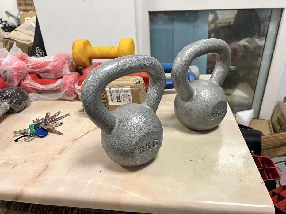 Gantere Kettlebell set 8 kg+8 kg=16 kg noi Germany otel, fier silver P