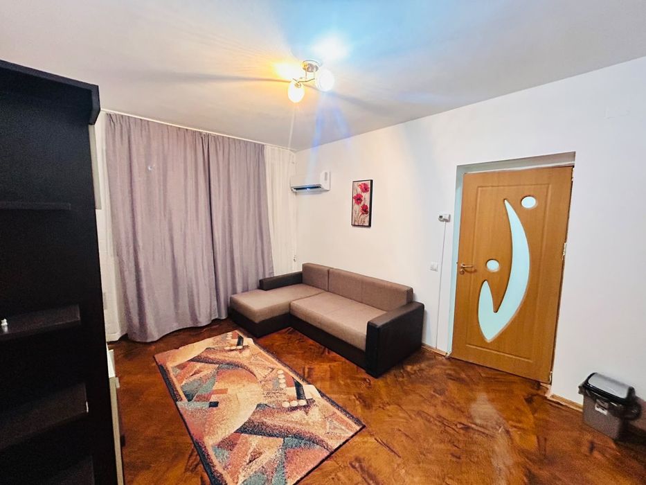 Apartament 2 camere Fratii Golesti