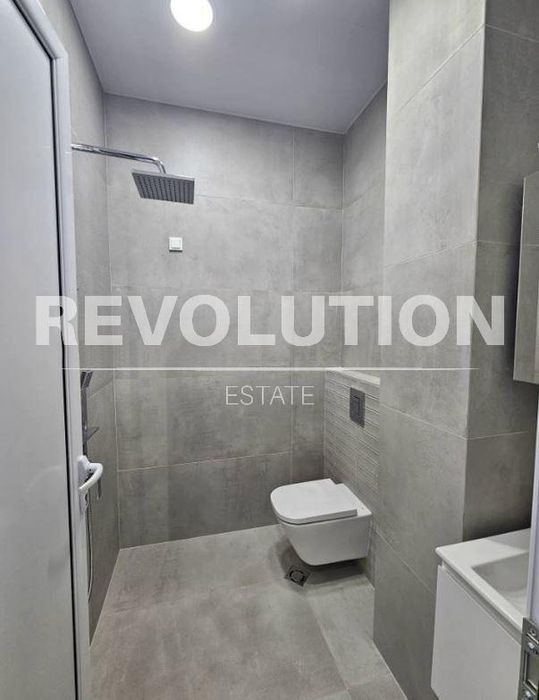 Дава се под наем Тристаен апартамент в Варна, Гръцка махала - 100 кв.м за 750 € - Снимка #5