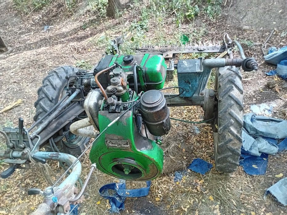 Vand motocoasa in stare foarte bună