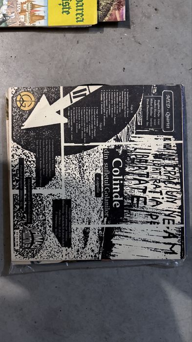 Viniluri (discuri pickup) electrecord povesti/colinde/limbi straine