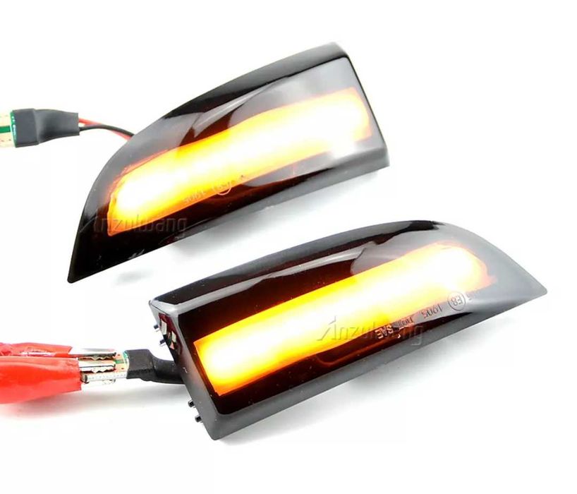 Динамични ( бягащи ) мигачи за огледалата за Рено Renault Reno