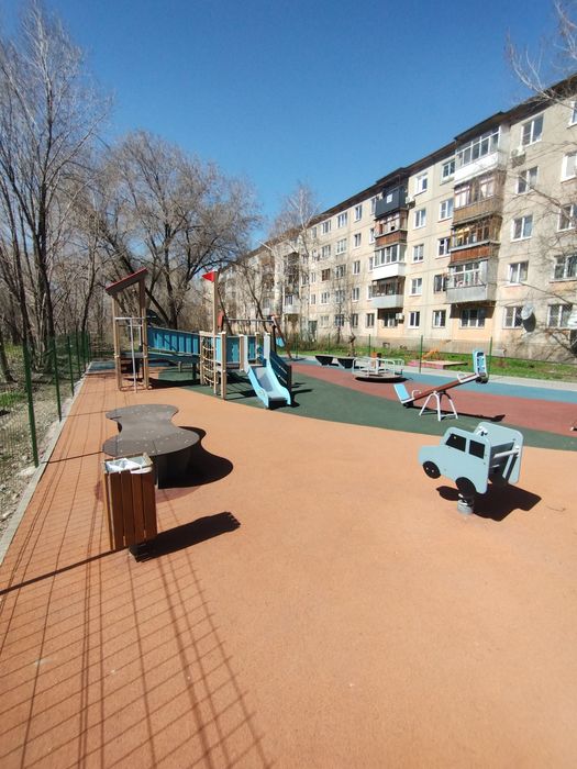 Продам полуторку в хорошем районе